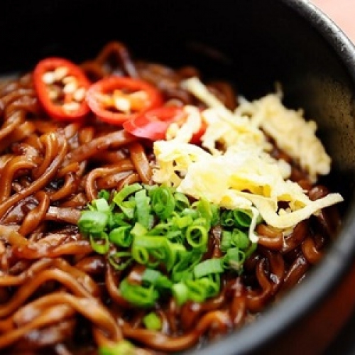 Mì đen Hàn Quốc