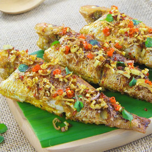 Cơm cá hường chiên sả