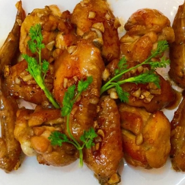 Cơm gà chiên mắm